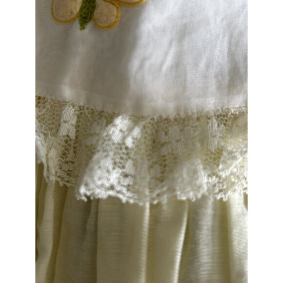Vintage NANNETTE Pale Yellow Embroidered Butterflies Sheer Baby Dress Lace USA - Picture 9 of 14